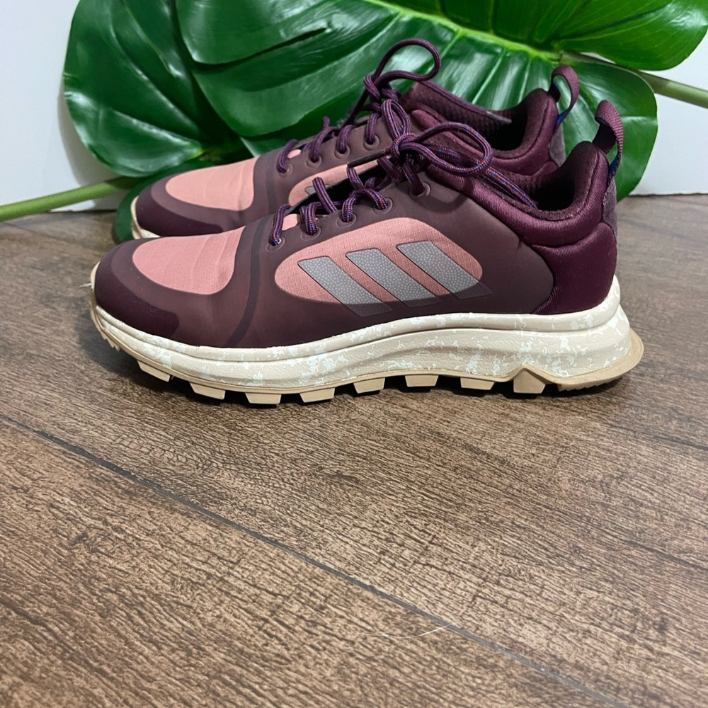 Adidas Response Trail X red/pink Size 5.5 kids women’s 7 NWOT OR BOX